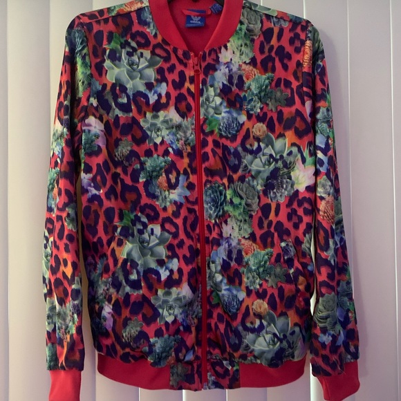 Adidas Jacket Kids size 13/14 (XS women’s) - Picture 2 of 5